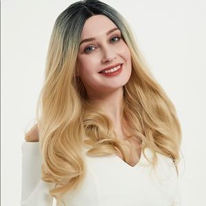 Synthetic 26” Blonde w/ Dark Roots 13x4x1 T Part Lace Front Wig Loose Body Wave